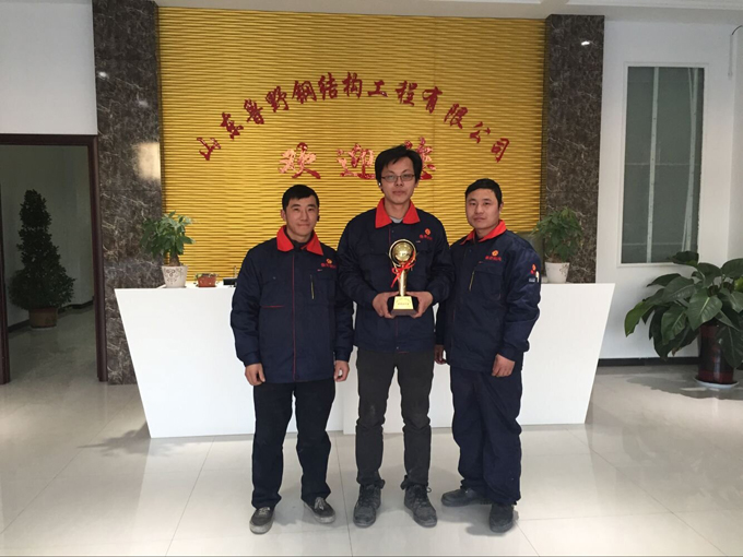 徐建長、王仰冰、王昌奇獲獎留念.jpg
